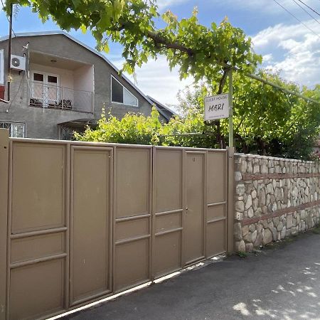 Mari Guest House Telavi Ngoại thất bức ảnh