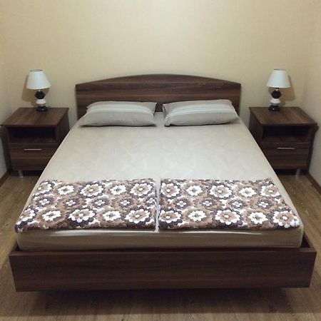 Mari Guest House Telavi Ngoại thất bức ảnh