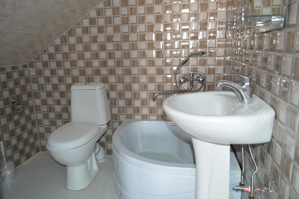 Mari Guest House Telavi Phòng bức ảnh