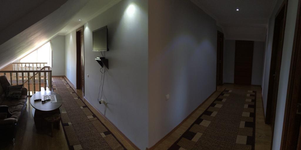 Mari Guest House Telavi Ngoại thất bức ảnh