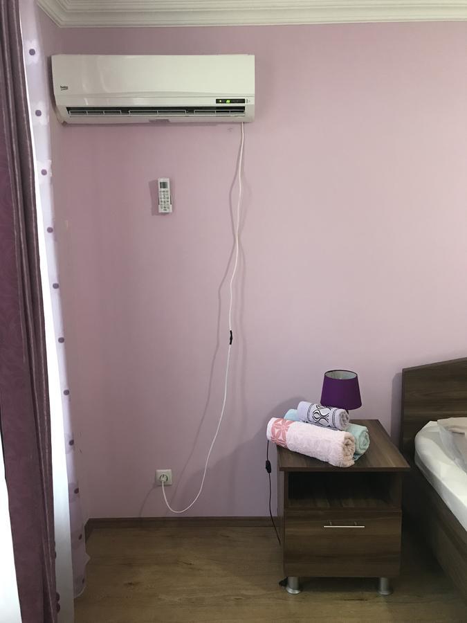Mari Guest House Telavi Ngoại thất bức ảnh